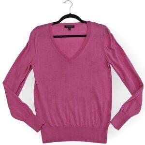 Banana Republic 100% Merino Wool Pink V-Neck Sweater SZ M
